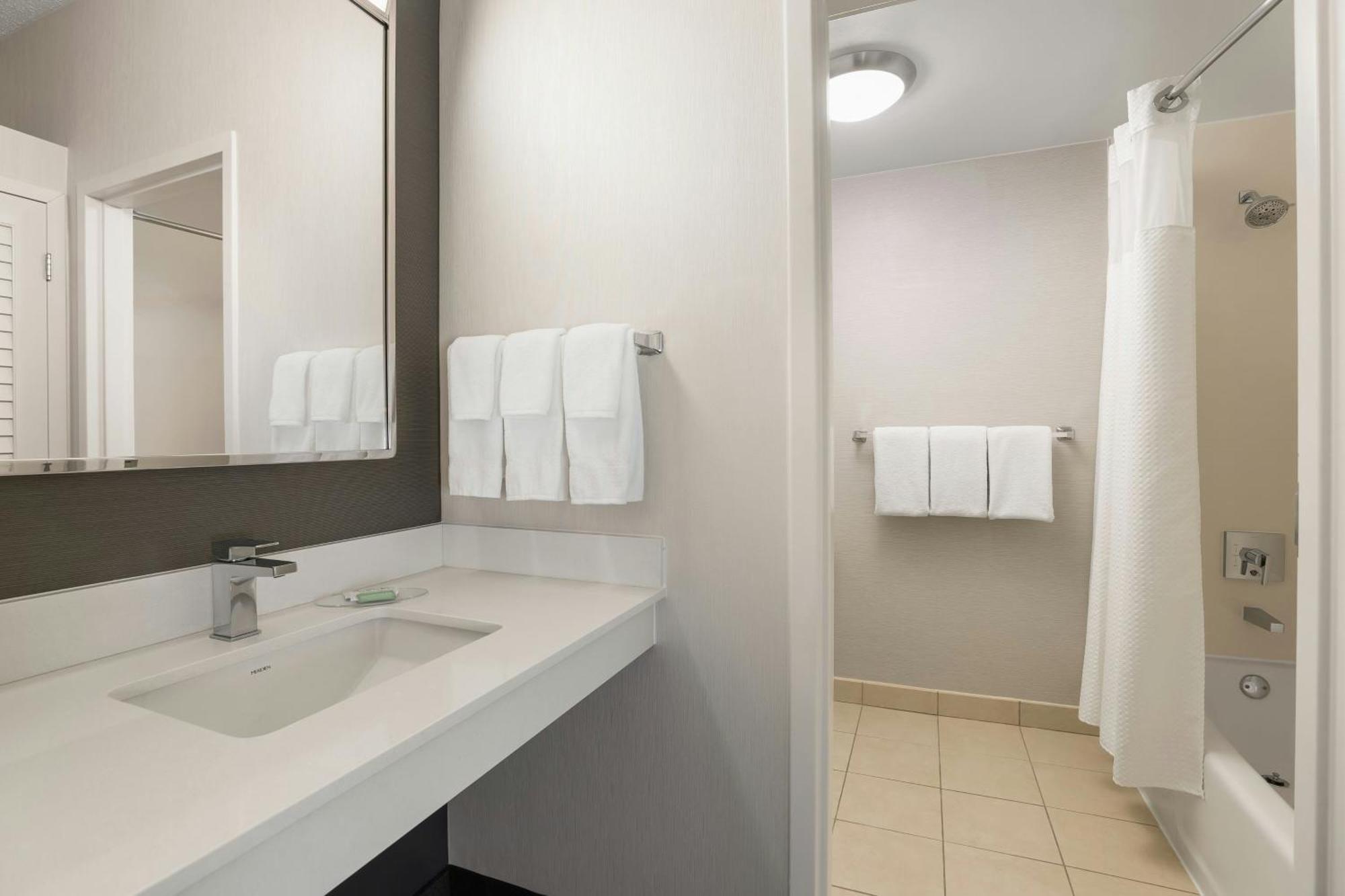 Courtyard By Marriott Minneapolis-St. Paul Airport Mendota Heights Εξωτερικό φωτογραφία