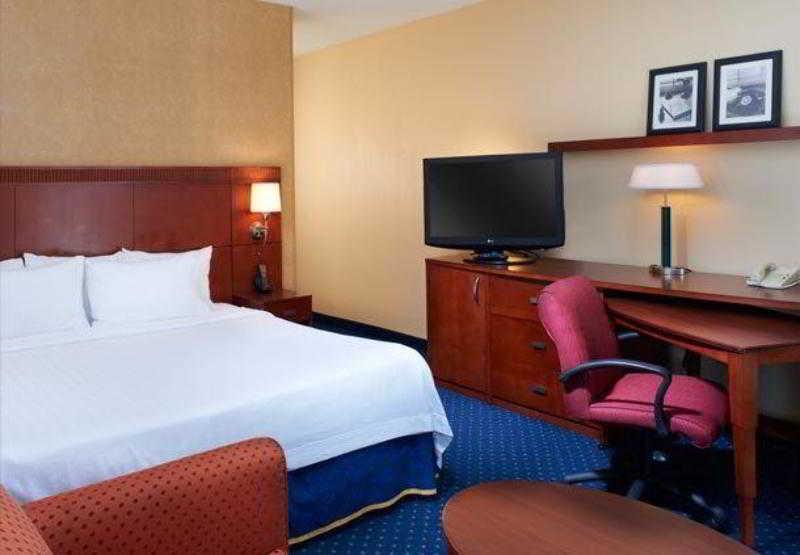 Courtyard By Marriott Minneapolis-St. Paul Airport Mendota Heights Δωμάτιο φωτογραφία