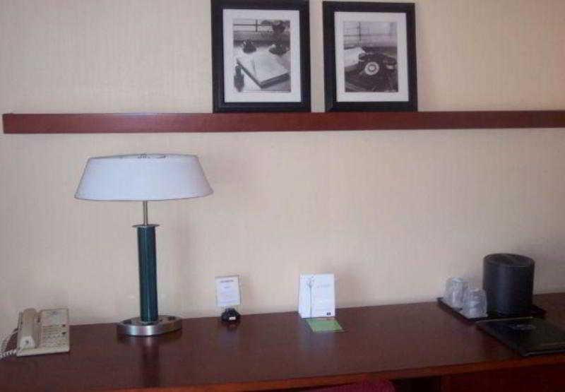 Courtyard By Marriott Minneapolis-St. Paul Airport Mendota Heights Δωμάτιο φωτογραφία